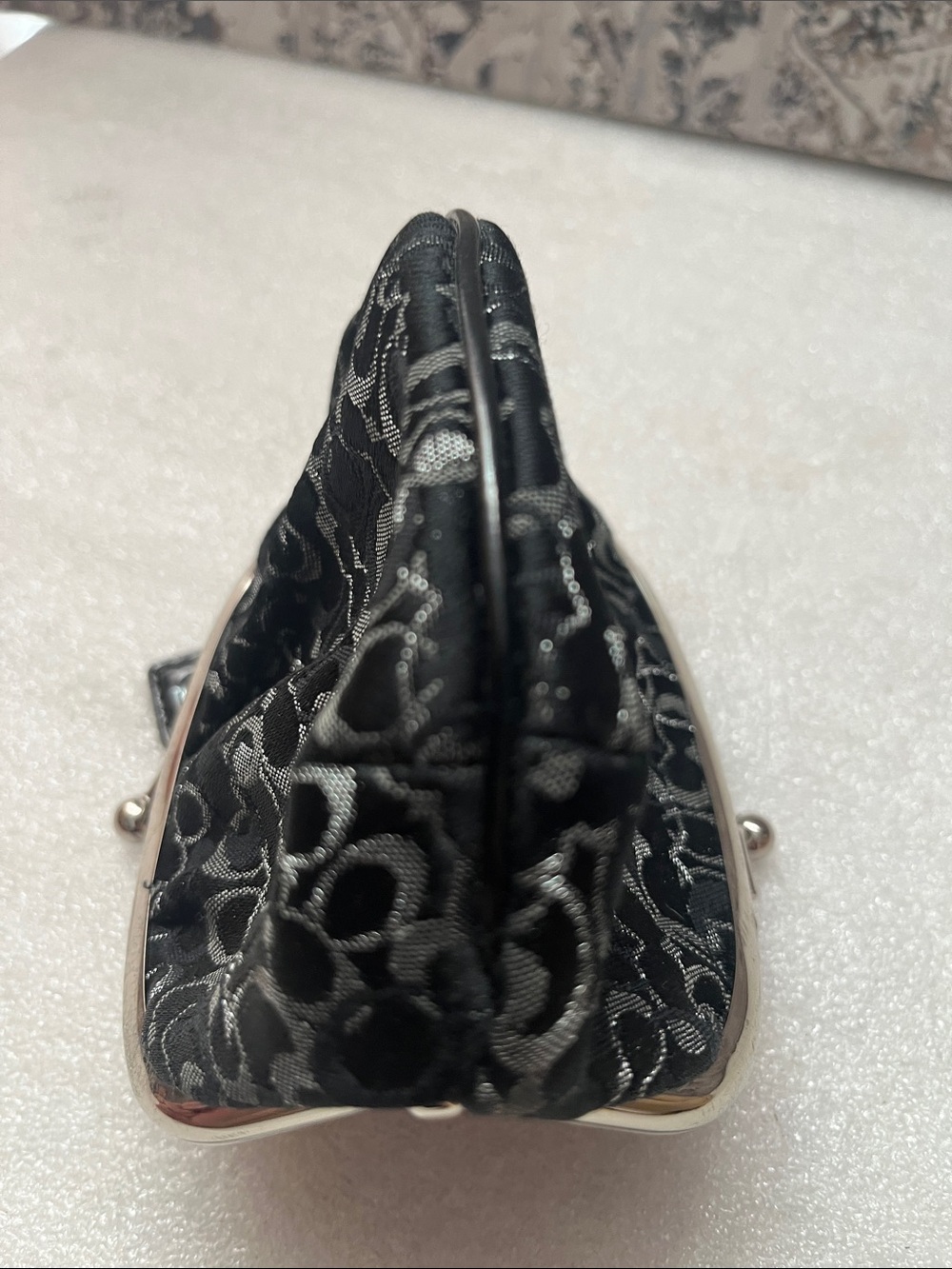 COACH Kiss Lock Coin Purse Black Leather Glitter Mini Wallet w/Hangtag - Picture 4 of 9